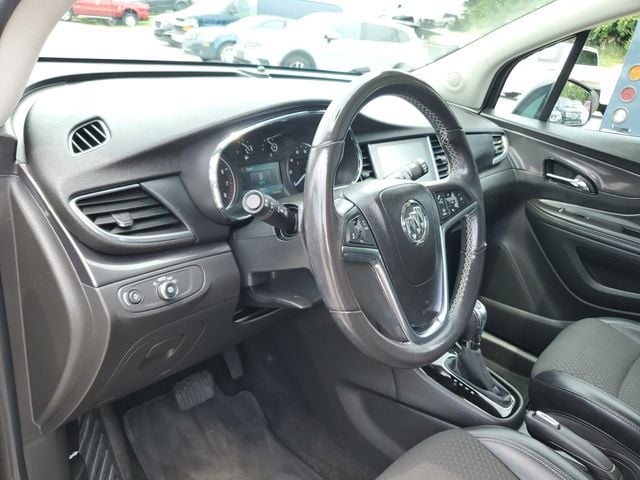 Photo 18