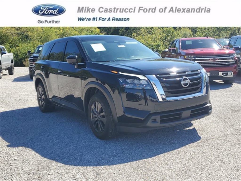Used 2023 Nissan Pathfinder S SUV