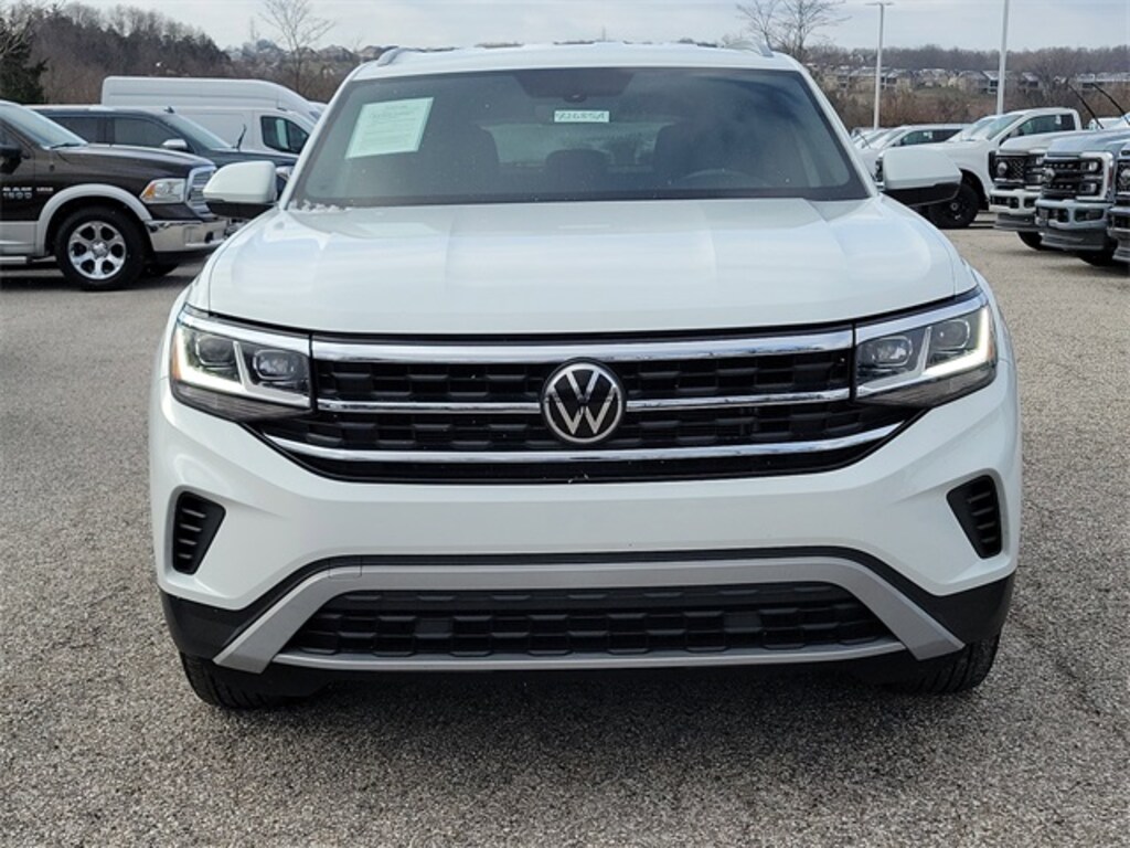 Used 2022 Volkswagen Atlas Cross Sport 2.0T SE SUV