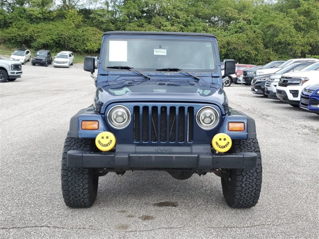 Used 1999 Jeep Wrangler Sport SUV