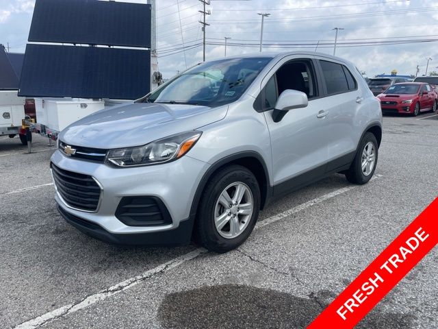 2020 Chevrolet Trax LS's photo