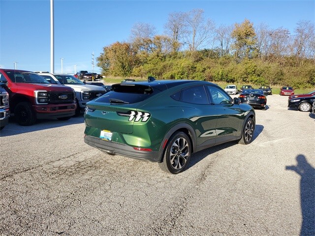 2024 Ford Mustang Mach-E Select photo 4