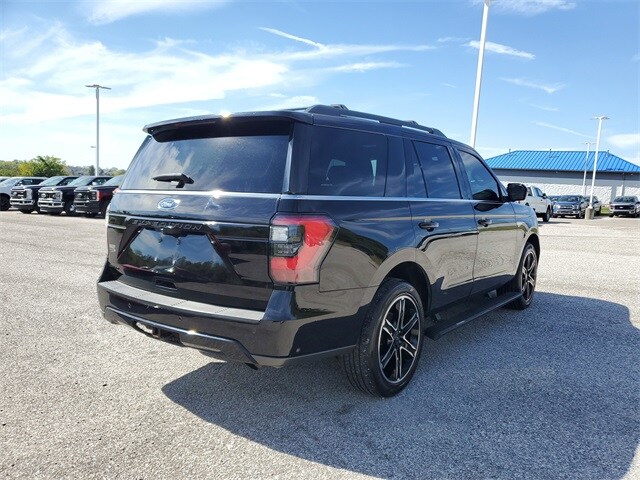 2021 Ford Expedition Limited photo 3
