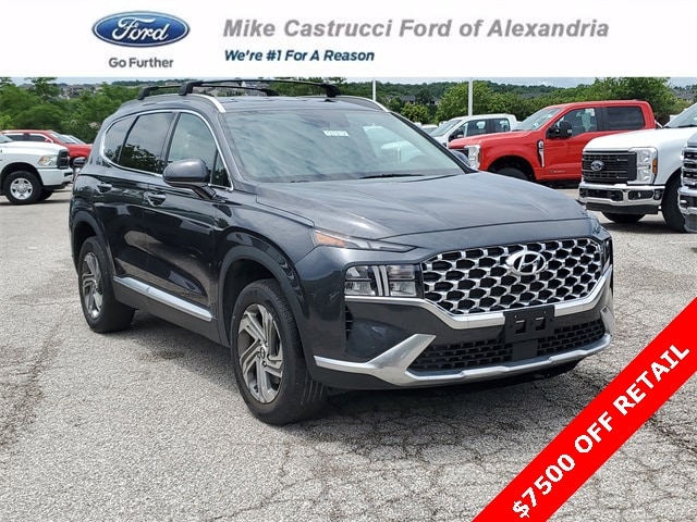 2022 Hyundai Santa Fe SEL's photo