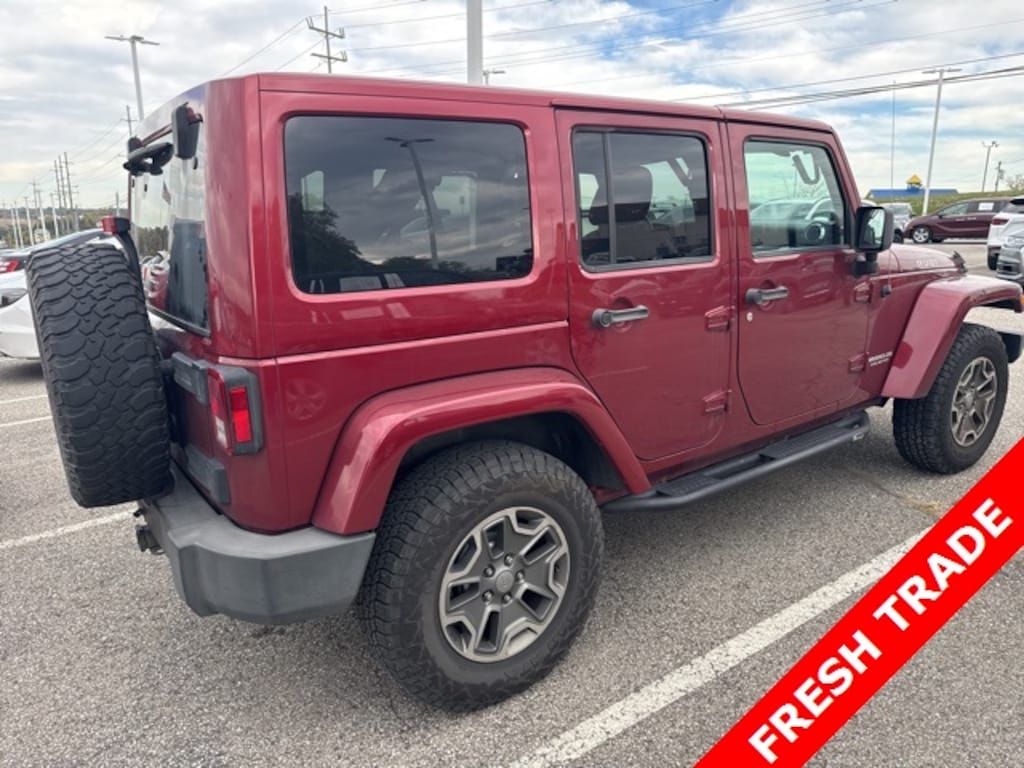 Used 2013 Jeep Wrangler Unlimited Rubicon SUV