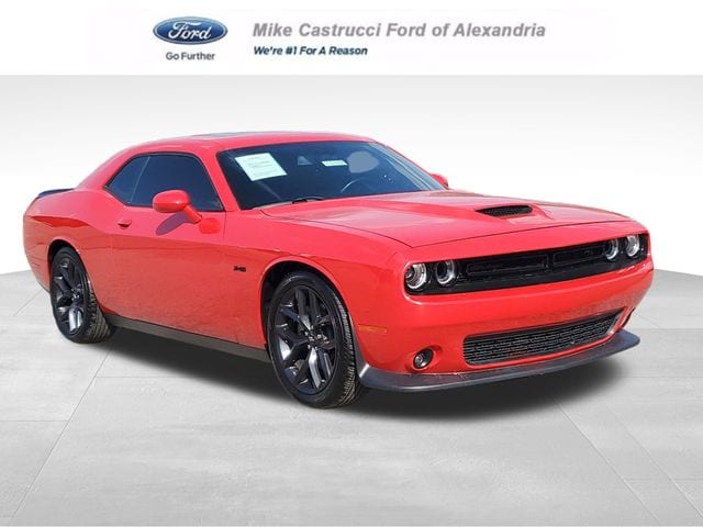 2023 Dodge Challenger R/T's photo