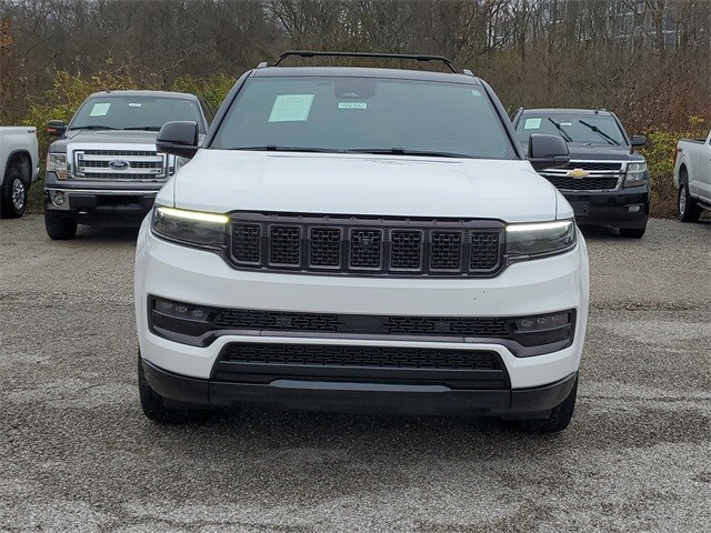 2024 Jeep Grand Wagoneer L II photo 2