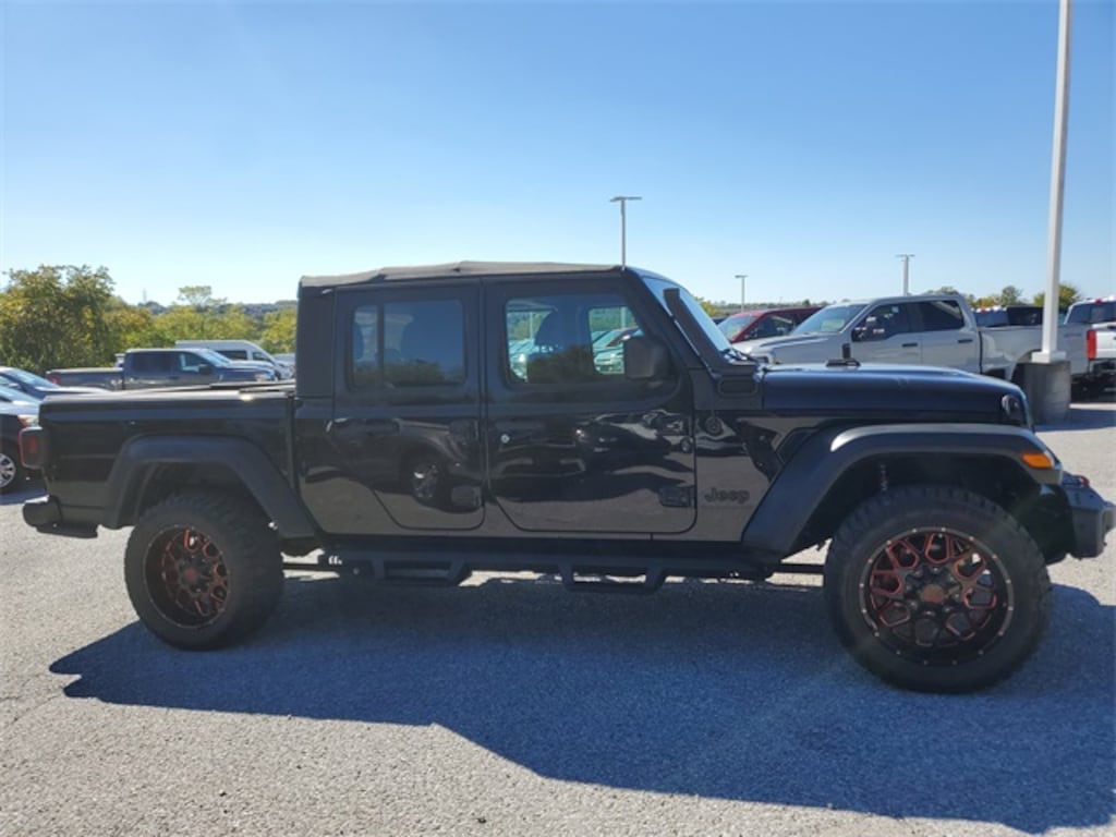 Used 2021 Jeep Gladiator Sport Truck Crew Cab