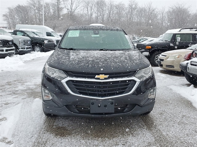 Used 2020 Chevrolet Equinox LS with VIN 2GNAXFEV0L6201097 for sale in Alexandria, KY