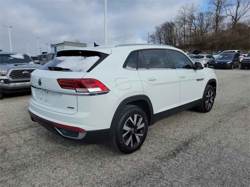 Used 2022 Volkswagen Atlas Cross Sport 2.0T SE SUV