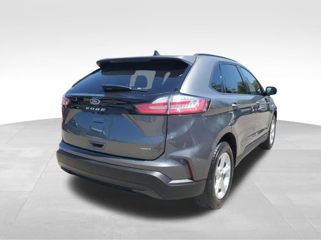 Used 2023 Ford Edge SE SUV