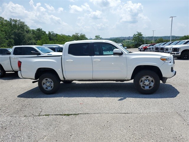 2021 Toyota Tacoma SR photo 3
