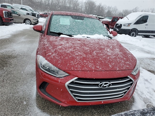 Used 2017 Hyundai Elantra SE with VIN KMHD84LF8HU061162 for sale in Alexandria, KY