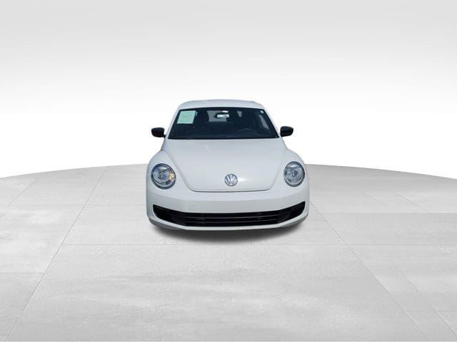 Used 2015 Volkswagen Beetle 1.8 with VIN 3VWF17AT3FM626735 for sale in Alexandria, KY