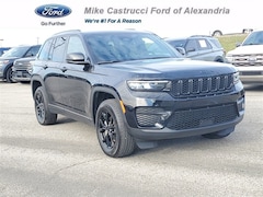 2024 Jeep Grand Cherokee Laredo SUV