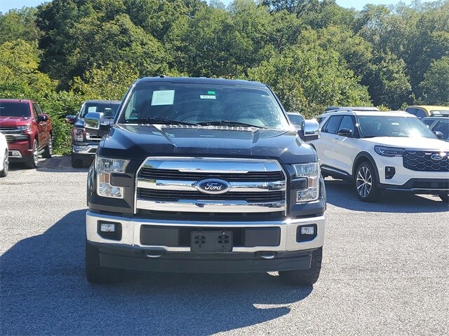 2017 Ford F-150 Lariat photo 2