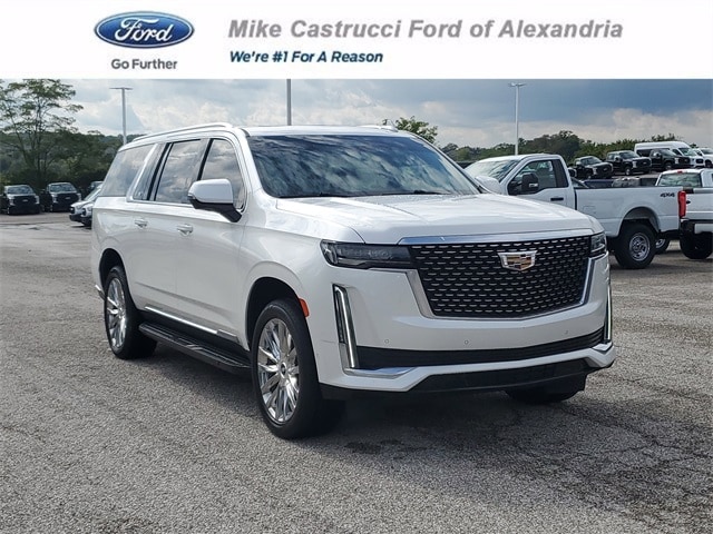 2023 Cadillac Escalade ESV Premium Luxury's photo