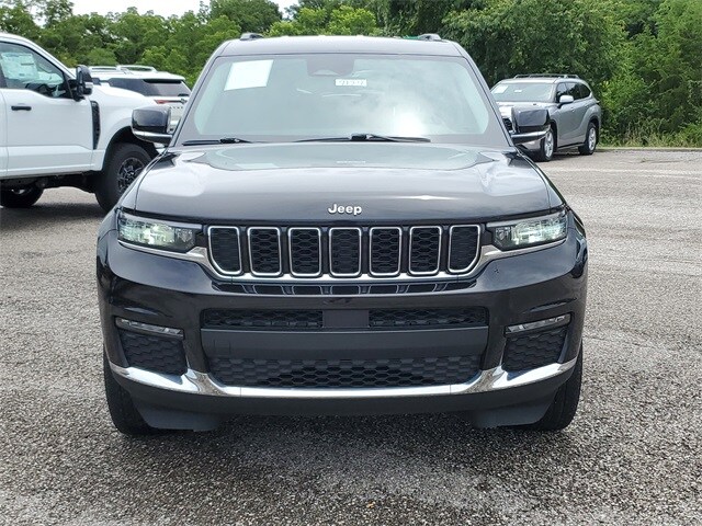 2021 Jeep Grand Cherokee Limited photo 2