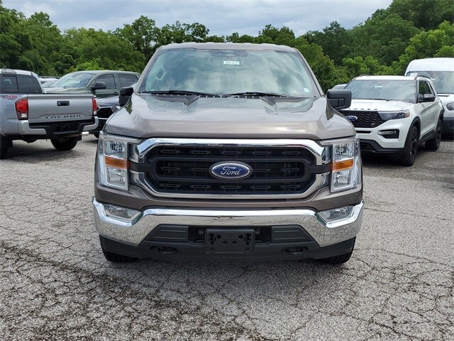 2022 Ford F-150 XLT photo 2
