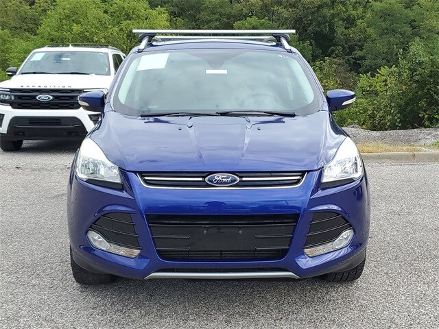 2016 Ford Escape Titanium photo 2
