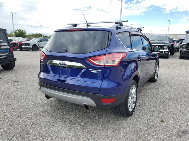 2016 Ford Escape Titanium photo 4