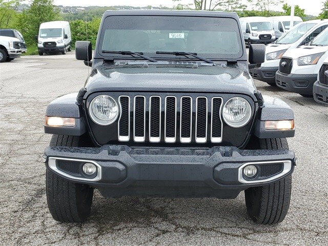 2021 Jeep Wrangler Unlimited Sahara photo 2