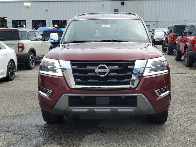 2022 Nissan Armada Platinum photo 2
