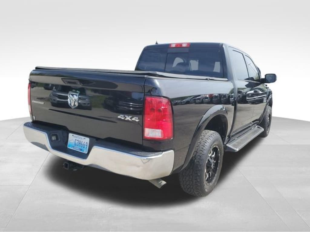 Used 2015 Ram 1500 SLT Truck Crew Cab