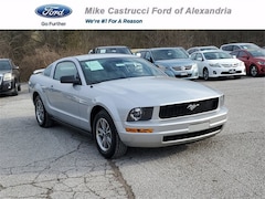 2005 Ford Mustang Coupe