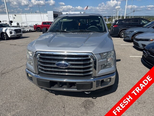 2015 Ford F-150 XLT photo 2