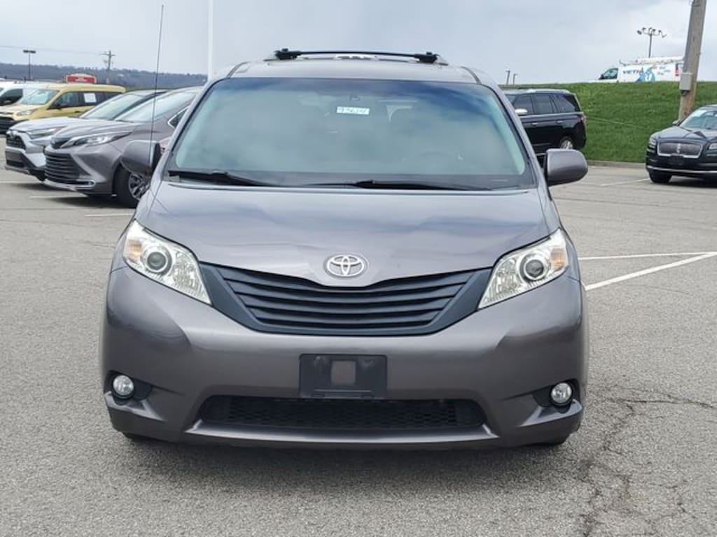 Used 2011 Toyota Sienna Van