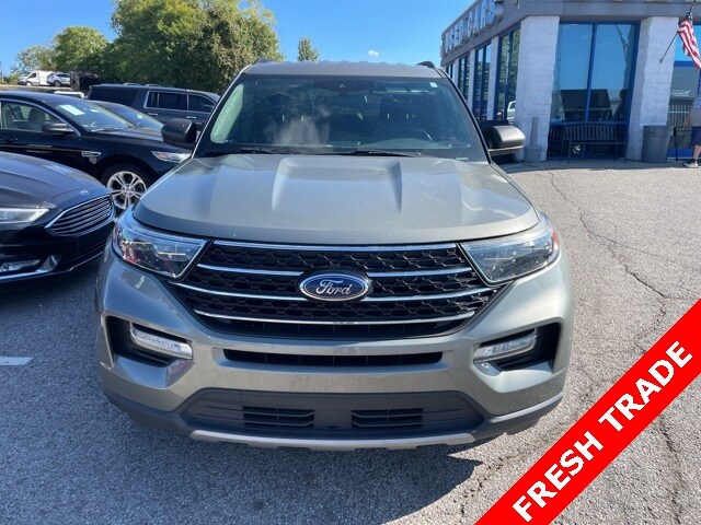 2020 Ford Explorer XLT photo 2