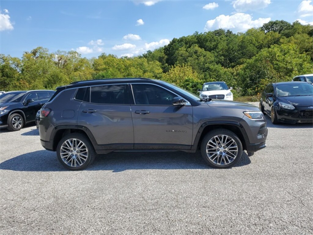 Used 2022 Jeep Compass Limited SUV
