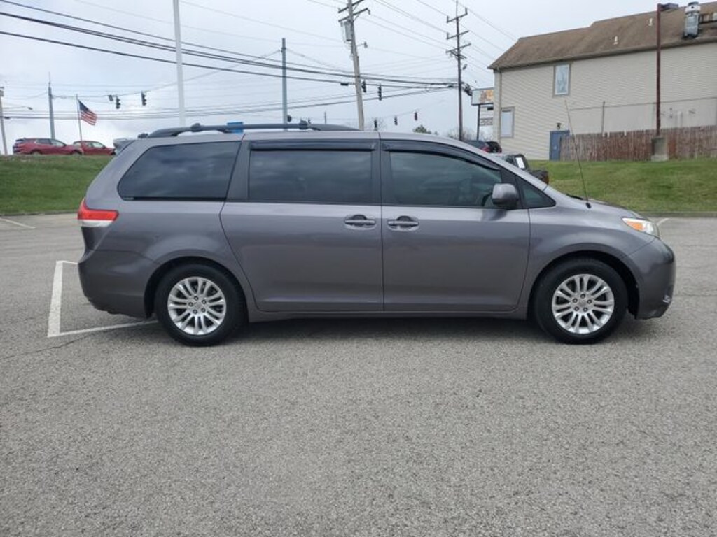 Used 2011 Toyota Sienna Van