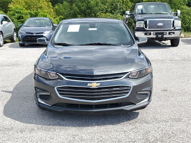 2018 Chevrolet Malibu 1LT photo 2