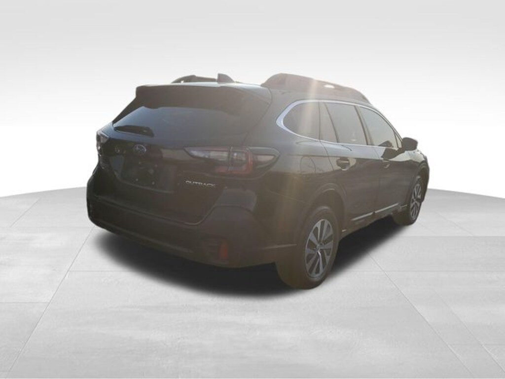 Used 2021 Subaru Outback Premium SUV
