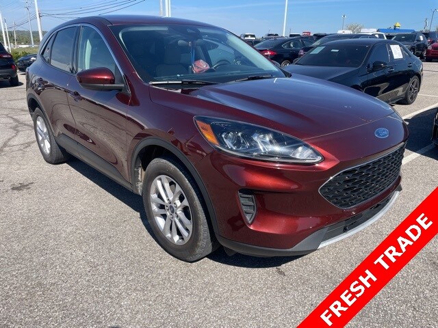 2021 Ford Escape SE photo 3