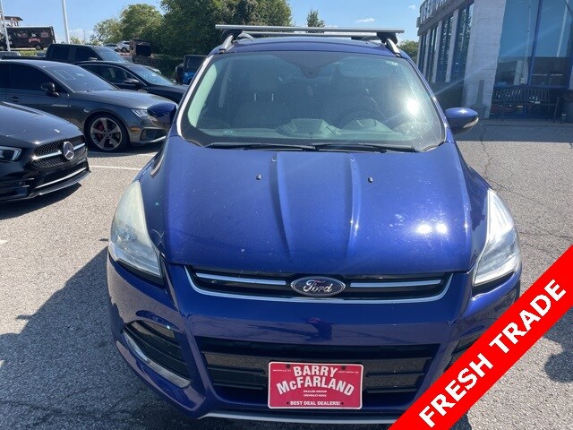 2016 Ford Escape Titanium photo 2