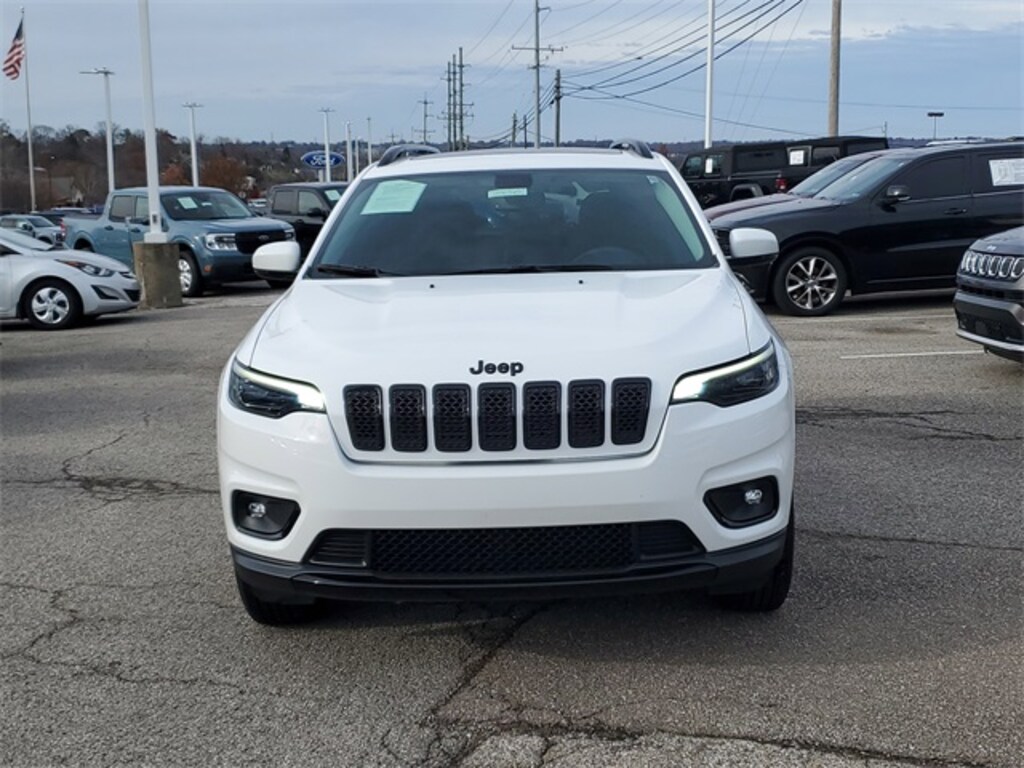 Used 2019 Jeep Cherokee Latitude Plus 4x4 SUV