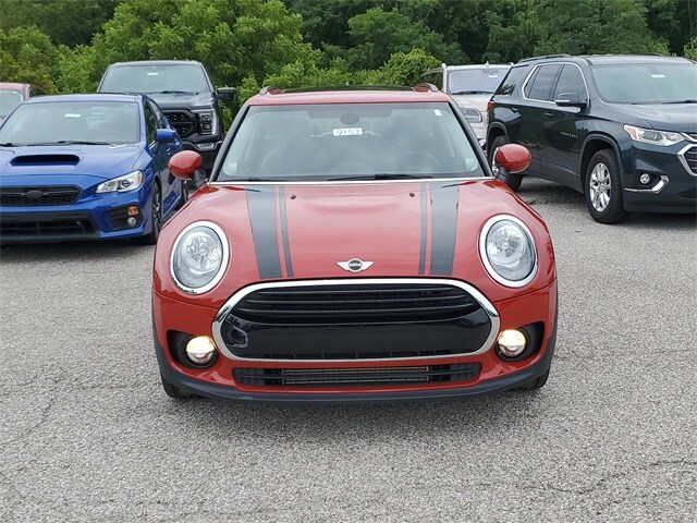 2017 Mini Clubman Base photo 2