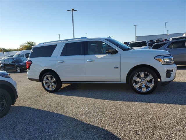 2023 Ford Expedition MAX King Ranch photo 3