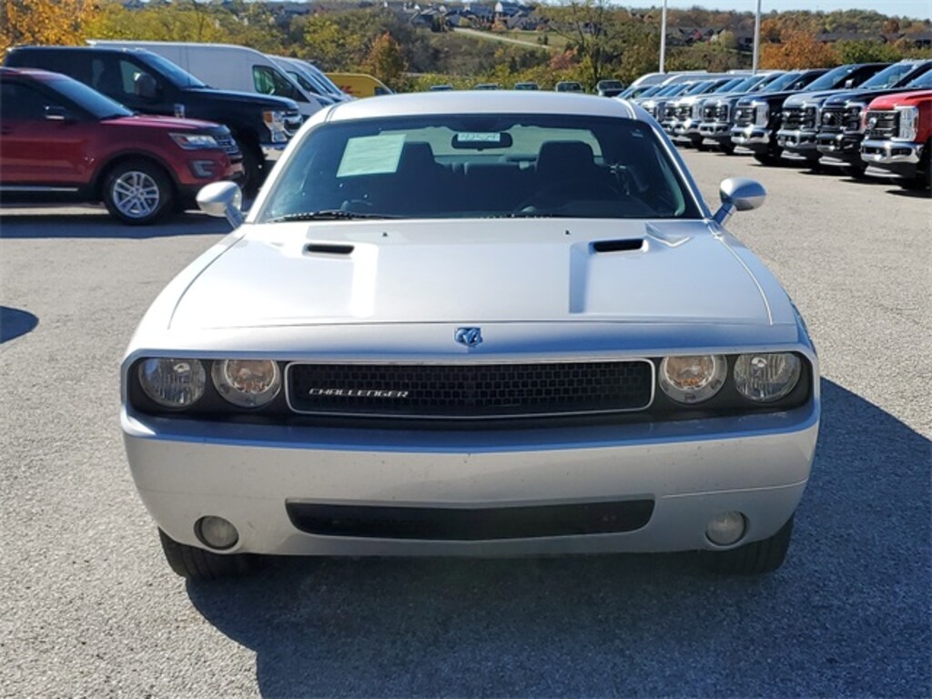 Used 2010 Dodge Challenger SE Coupe