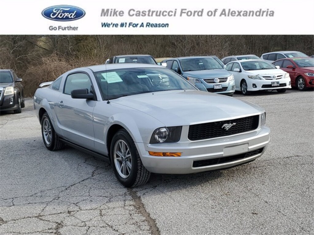 Used 2005 Ford Mustang Coupe