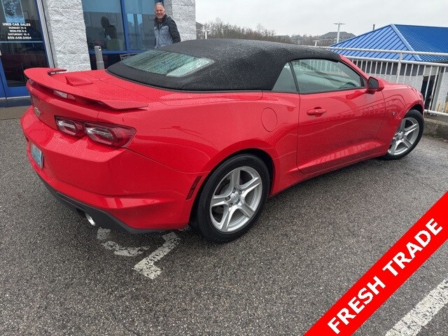 2019 Chevrolet Camaro 1LT photo 4