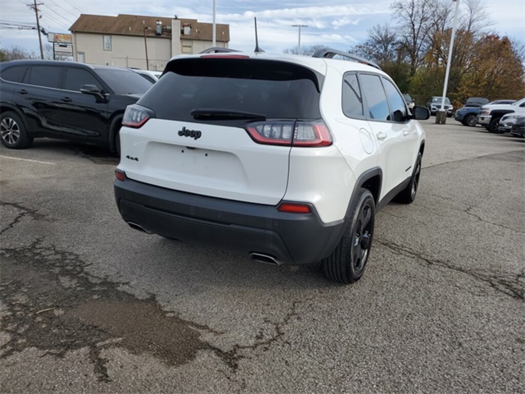 Used 2019 Jeep Cherokee Latitude Plus 4x4 SUV