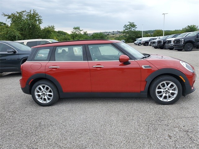 2017 Mini Clubman Base photo 3