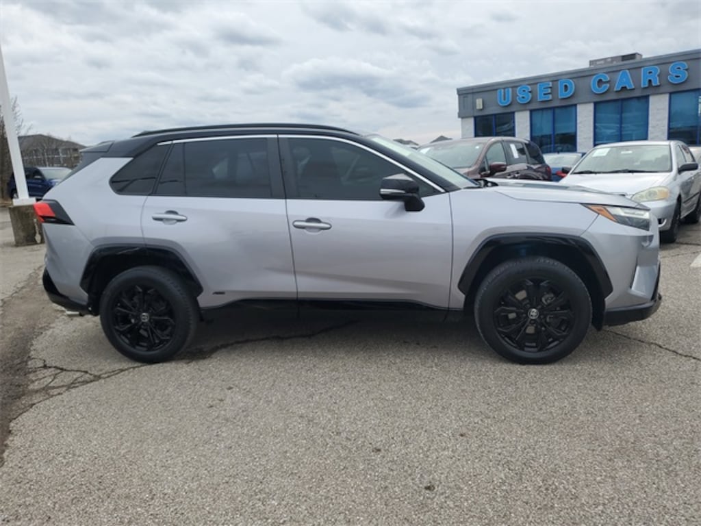 Used 2022 Toyota RAV4 Hybrid XSE SUV