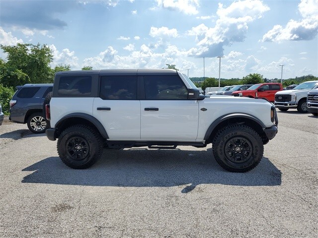 2024 Ford Bronco Wildtrak photo 3