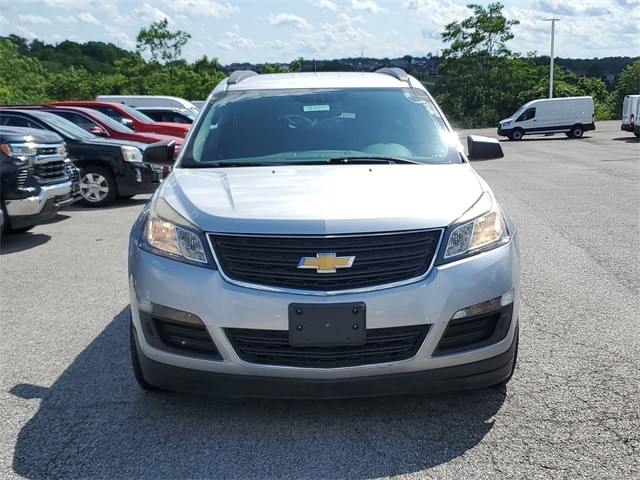 Used 2016 Chevrolet Traverse 1SM with VIN 1GNKREED1GJ203739 for sale in Alexandria, KY