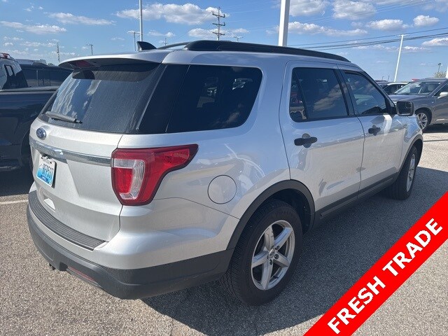 2018 Ford Explorer Base photo 4
